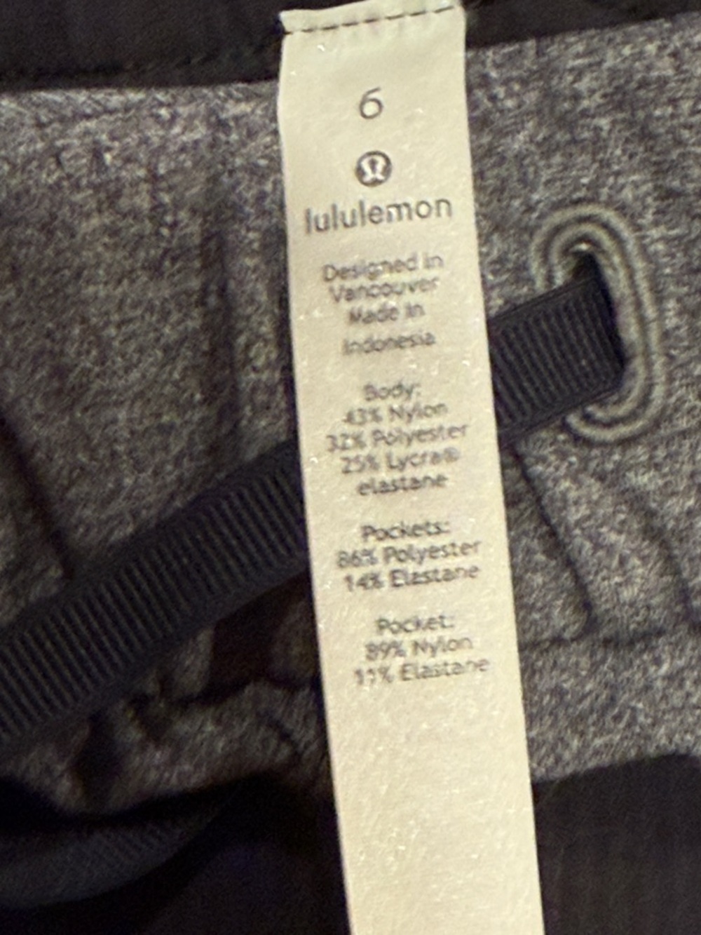 lululemon athletica on the fly Gray Track Joggers women’s 6 - Picture 5 of 6